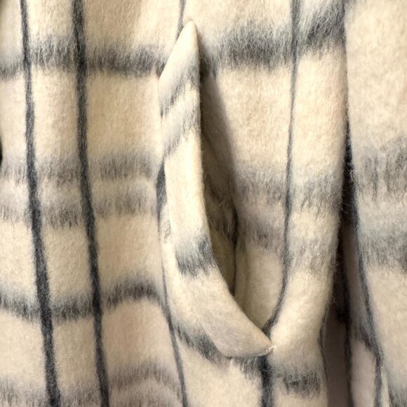 LITA BY CIARA Graphic Check Coat Plaid XS - Picture 2 of 6